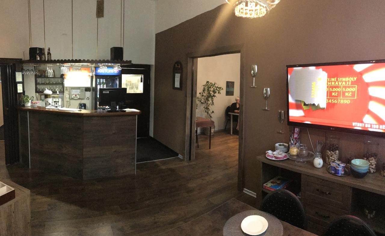 Penzion Ema B&B ปรอสเกออฟ ภายนอก รูปภาพ